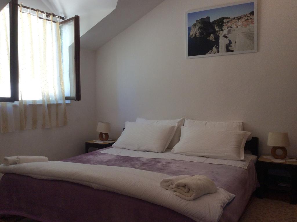 Guest House Taira ดูบรอฟนิก ภายนอก รูปภาพ